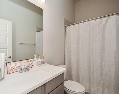 10131 Napier Drive - Photo Thumbnail 19