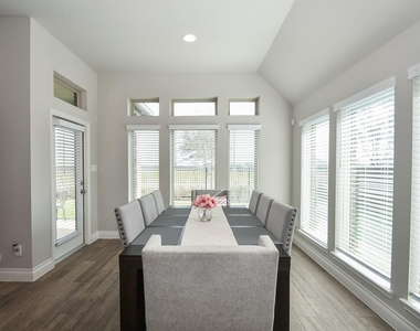 10131 Napier Drive - Photo Thumbnail 13
