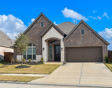 10131 Napier Drive - Photo Thumbnail 1