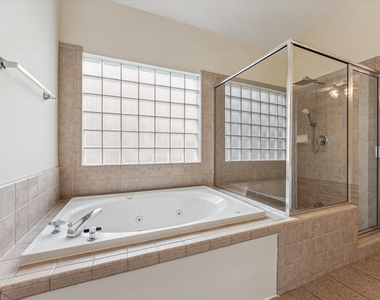 9829 Riddlelink - Photo Thumbnail 10