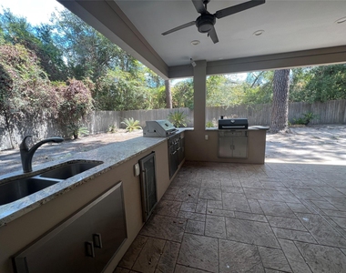 2714 Echo Street - Photo Thumbnail 11