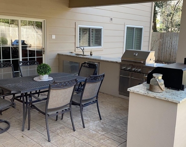 2714 Echo Street - Photo Thumbnail 29