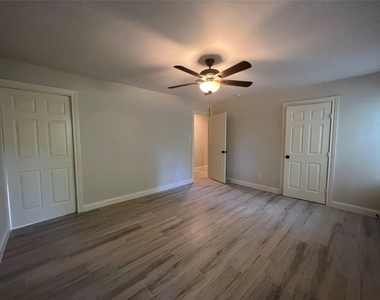 2714 Echo Street - Photo Thumbnail 25