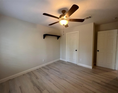 2714 Echo Street - Photo Thumbnail 18