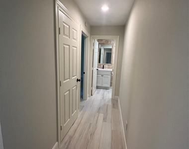2714 Echo Street - Photo Thumbnail 22