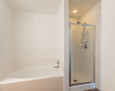 19507 Narcissus Brook Lane - Photo Thumbnail 17