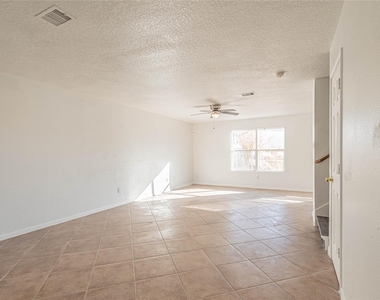 19507 Narcissus Brook Lane - Photo Thumbnail 3