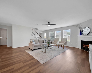 3022 Madison Elm Street - Photo Thumbnail 4