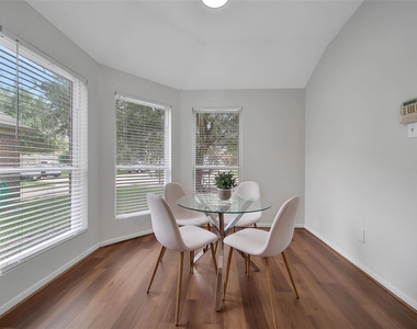 3022 Madison Elm Street - Photo Thumbnail 11