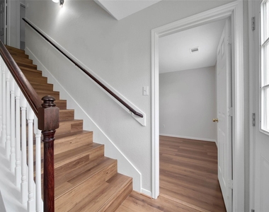 3022 Madison Elm Street - Photo Thumbnail 16