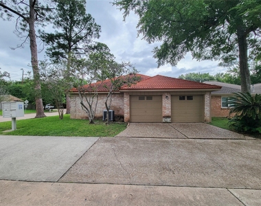 12800 Briar Forest Drive - Photo Thumbnail 4