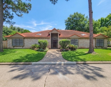 12800 Briar Forest Drive - Photo Thumbnail 41