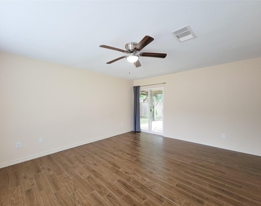 12800 Briar Forest Drive - Photo Thumbnail 24