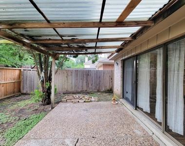 12800 Briar Forest Drive - Photo Thumbnail 29