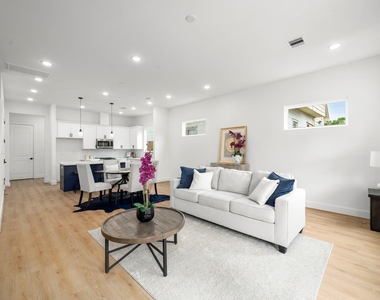 5516 Hardy Street - Photo Thumbnail 4