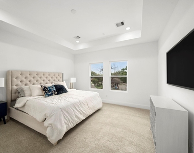 5516 Hardy Street - Photo Thumbnail 14