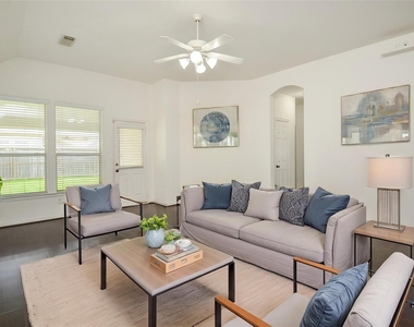 7038 Cornflower Lane - Photo Thumbnail 8