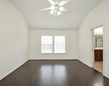 7038 Cornflower Lane - Photo Thumbnail 15