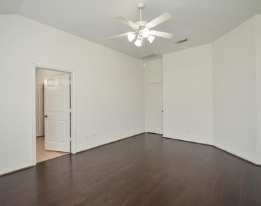 7038 Cornflower Lane - Photo Thumbnail 23