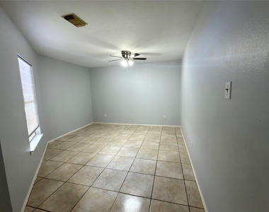 15518 Evergreen Grove Drive - Photo Thumbnail 6
