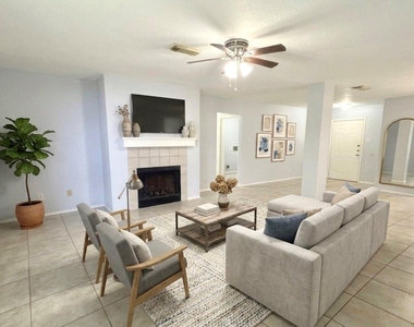 15518 Evergreen Grove Drive - Photo Thumbnail 1