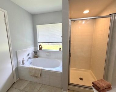 15518 Evergreen Grove Drive - Photo Thumbnail 12