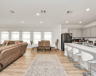 21927 Citrus Grove Court - Photo Thumbnail 18