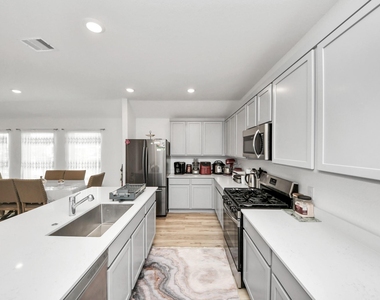 21927 Citrus Grove Court - Photo Thumbnail 12