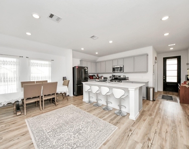 21927 Citrus Grove Court - Photo Thumbnail 15