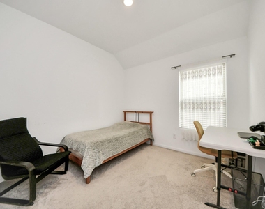 21927 Citrus Grove Court - Photo Thumbnail 31