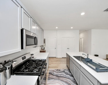21927 Citrus Grove Court - Photo Thumbnail 14