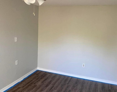 1504 Weber Street - Photo Thumbnail 6