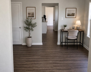 1504 Weber Street - Photo Thumbnail 4