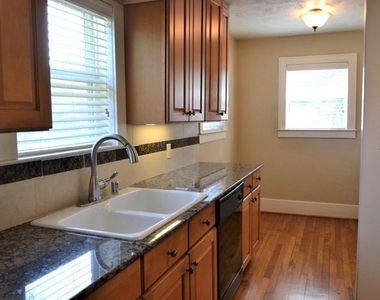 1505 Mcduffie Street - Photo Thumbnail 16