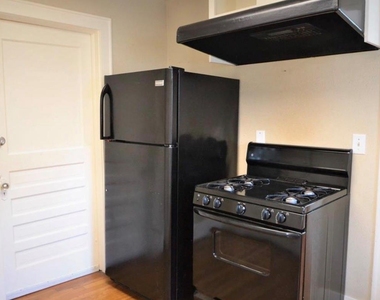 1505 Mcduffie Street - Photo Thumbnail 13