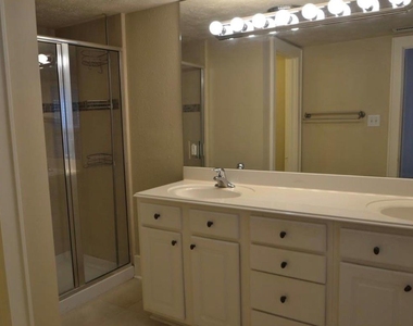 1505 Mcduffie Street - Photo Thumbnail 21