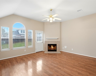3924 Highland Vale Court - Photo Thumbnail 11
