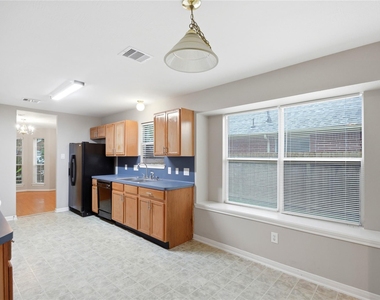 3924 Highland Vale Court - Photo Thumbnail 8