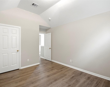 3924 Highland Vale Court - Photo Thumbnail 30