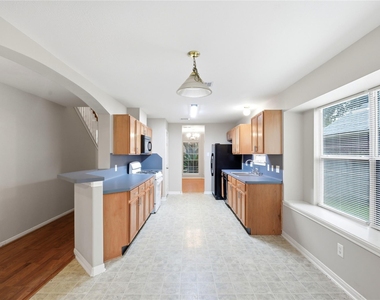 3924 Highland Vale Court - Photo Thumbnail 28