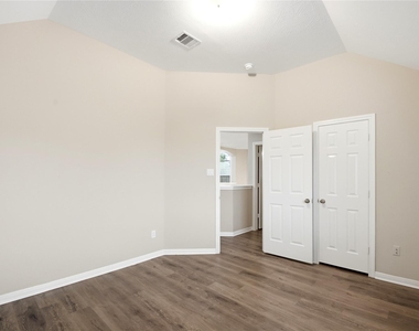 3924 Highland Vale Court - Photo Thumbnail 22