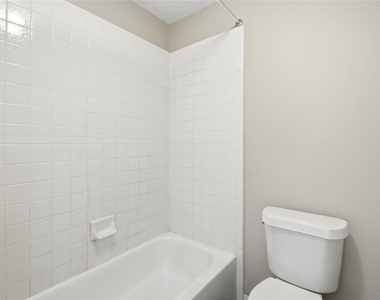 3924 Highland Vale Court - Photo Thumbnail 34