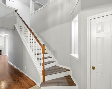3924 Highland Vale Court - Photo Thumbnail 20