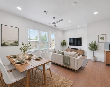 1518 Colonial Gorge Drive - Photo Thumbnail 9