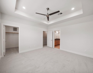 1518 Colonial Gorge Drive - Photo Thumbnail 17