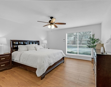 5005 Georgi Lane - Photo Thumbnail 9