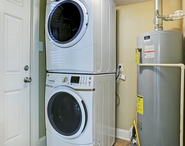 4809 Eli Street - Photo Thumbnail 7