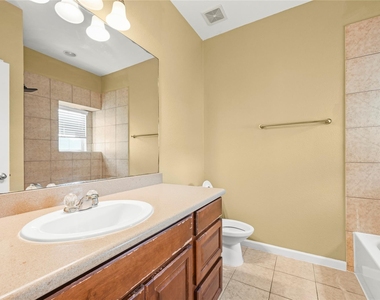 1520 Sherwood Forest Street - Photo Thumbnail 21
