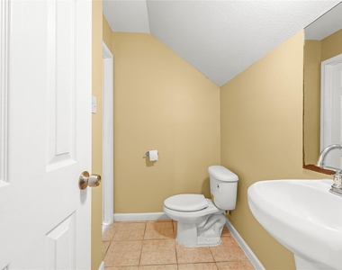 1520 Sherwood Forest Street - Photo Thumbnail 16
