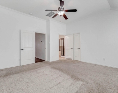 1511 Evermore Manor Lane - Photo Thumbnail 9